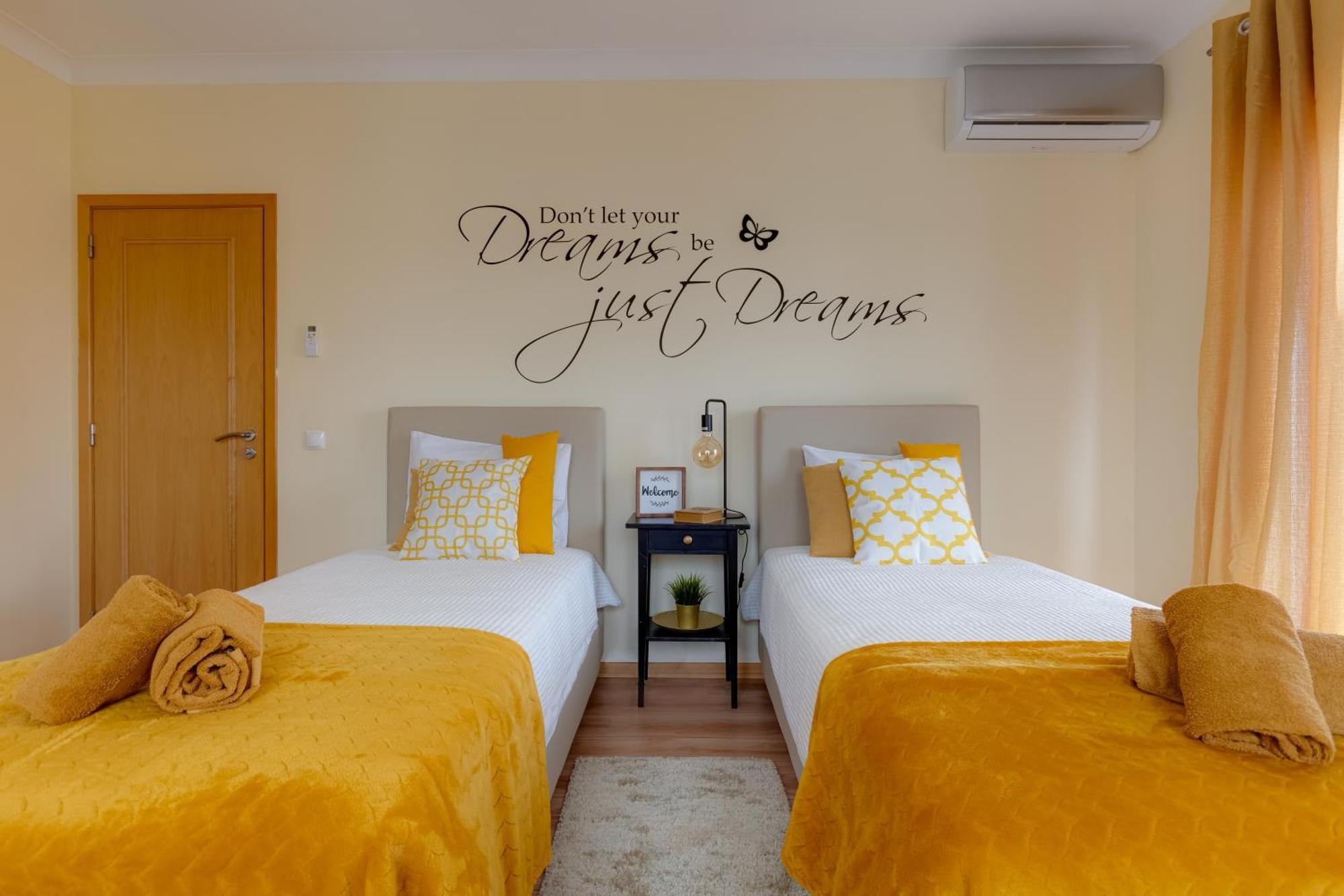 Chez Imaginarios-Exclusive Beach & City Hideout Lagos Esterno foto