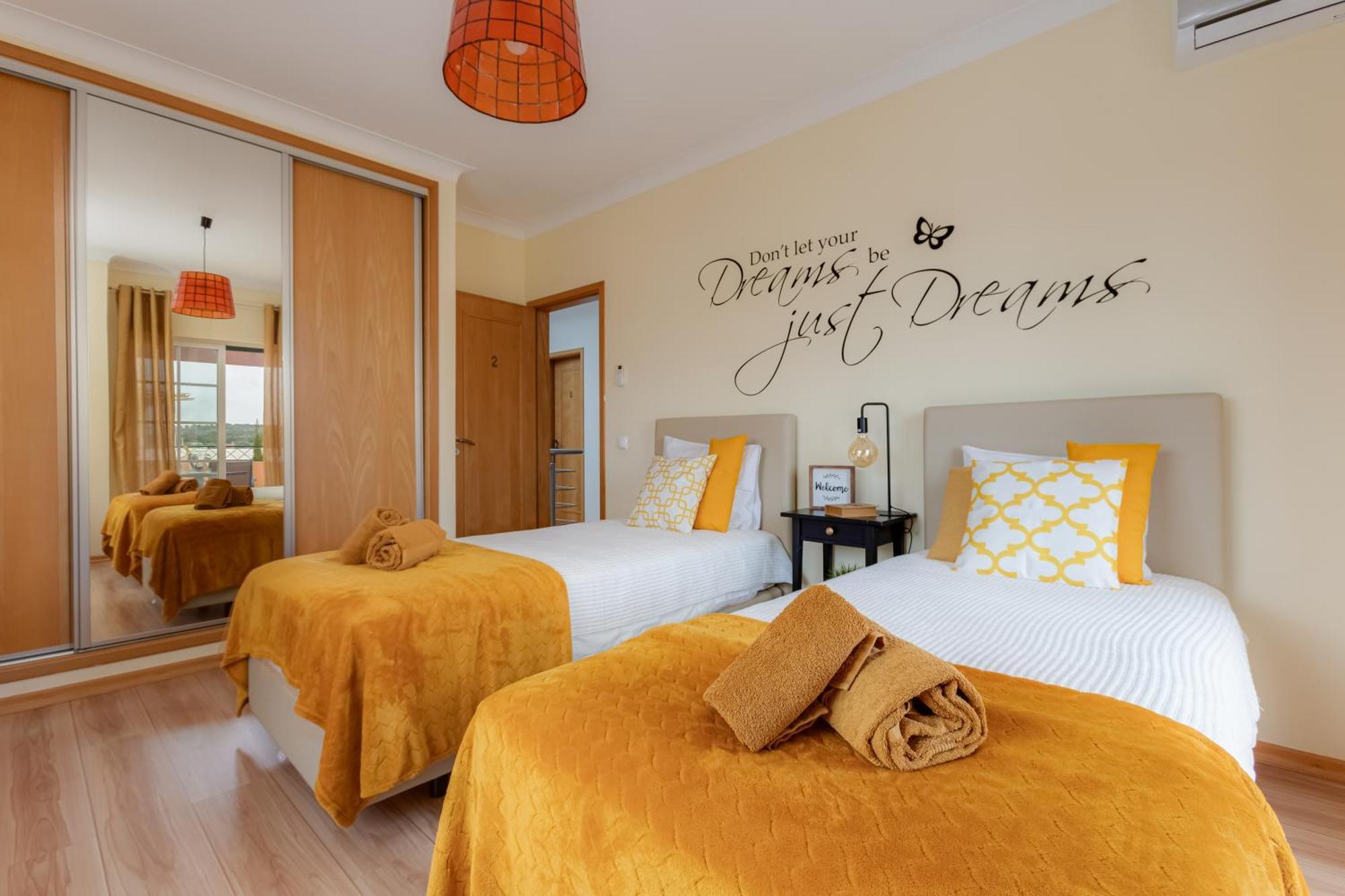 Chez Imaginarios-Exclusive Beach & City Hideout Lagos Esterno foto